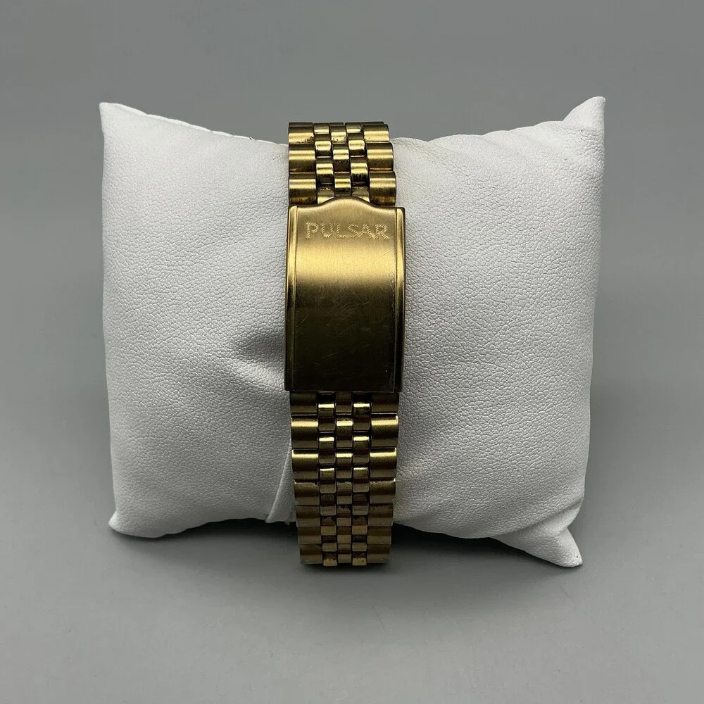 Vintage Pulsar V533-8B50 Mens Watch 35mm Gold Tone Day Date New Battery 7.5